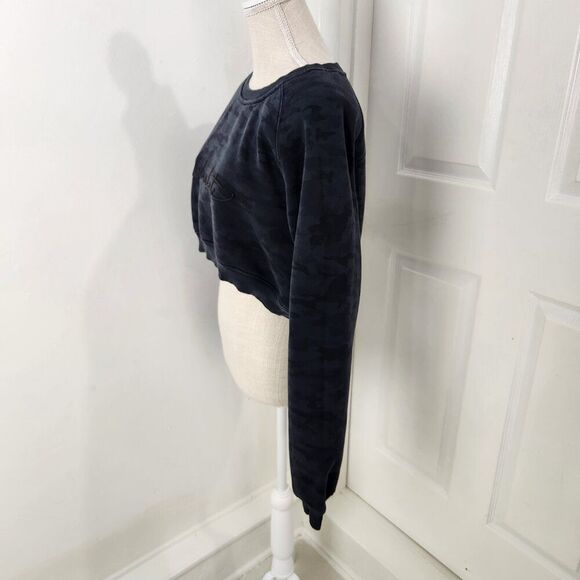 Alphalete Sweatshirt Womens M Gray Camo Cropped Fleece Logo Gym Lifting Crop - Picture 7 of 16